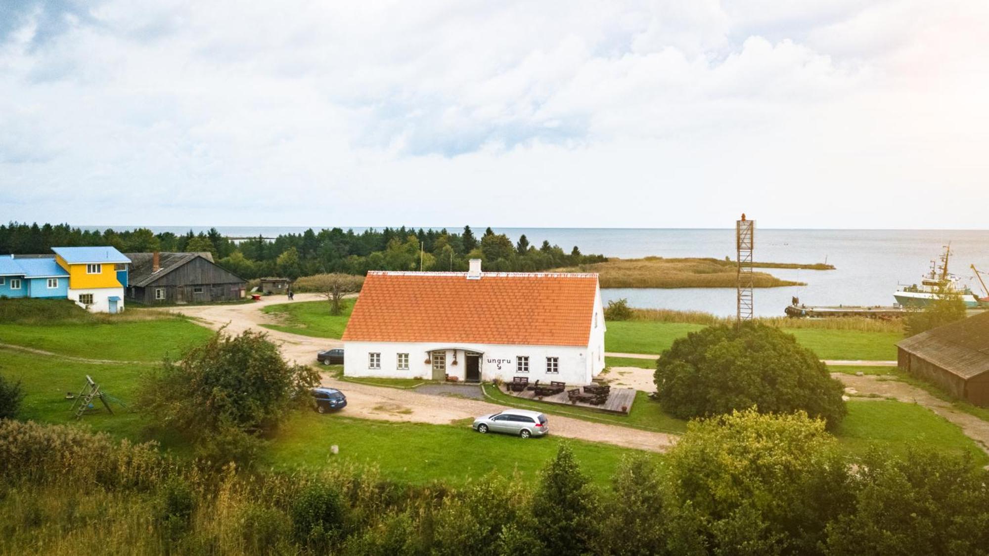 Ungru Guesthouse Suuresadama Exteriör bild